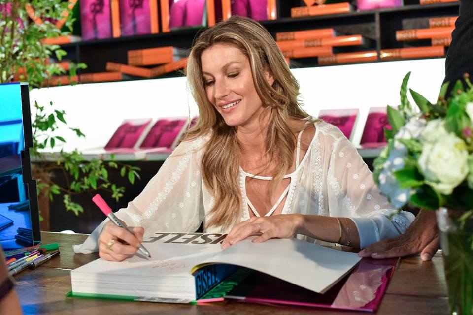 Laura Marie Janke mugshot